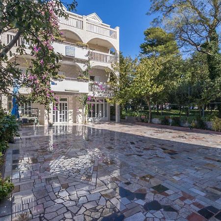 Apartments Dino Каштела Экстерьер фото